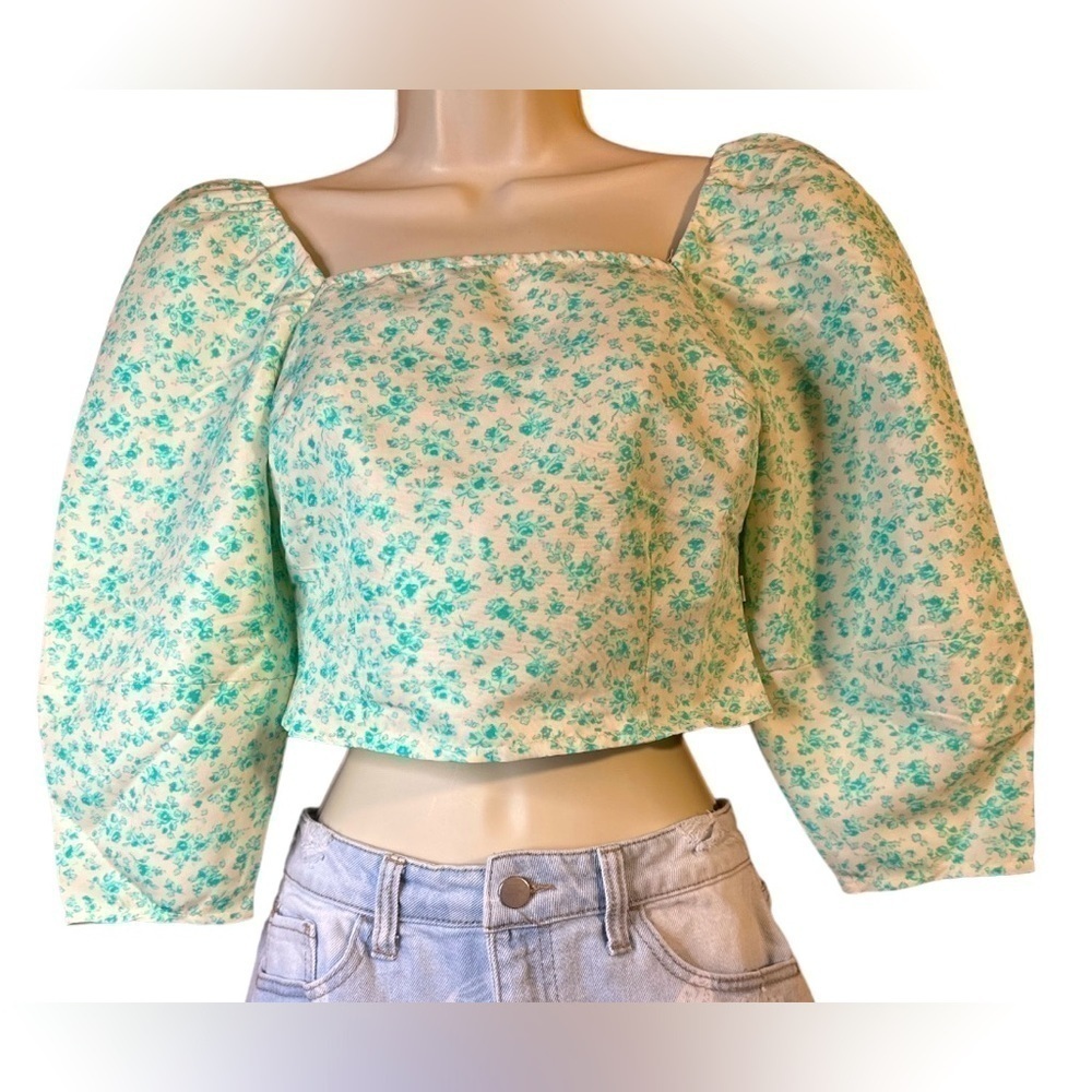 Levi’s Square Neck Crop Top Teal Ditsy Floral Puffy Sleeve Top Pull On